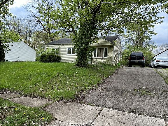 2nd image of 3677 Runyon Ave