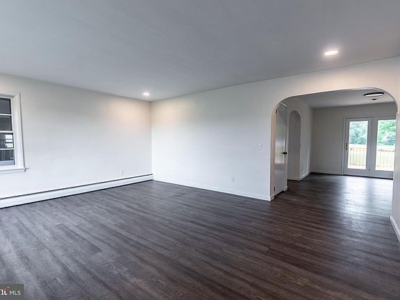 2nd image of 315 Shealer Rd
