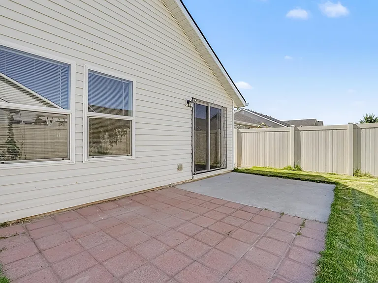 16850 Bethany Ave — Photo 21