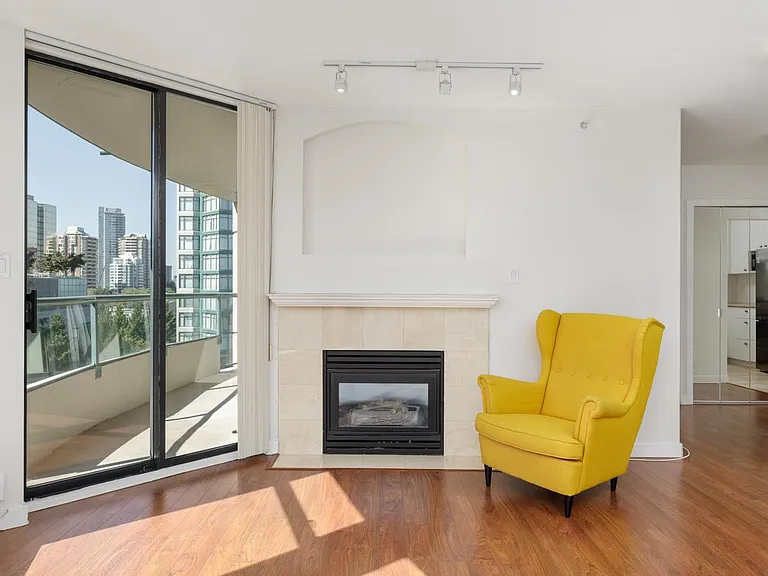 4567 Hazel St #902 — Photo 5
