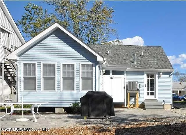 429 Euclid Ave — Photo 3