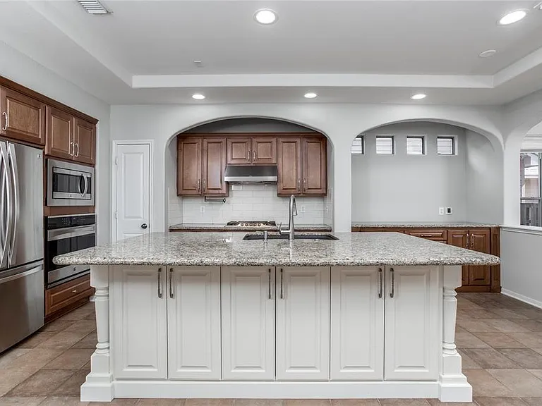 59 Douvaine Ct — Photo 10