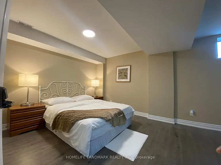 489 Caboto Trl — Photo 11