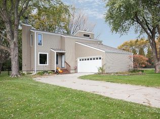 5384 NW 89th Ct, Johnston, IA 50131