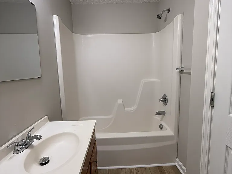 409 S Merritt Ave — Photo 15