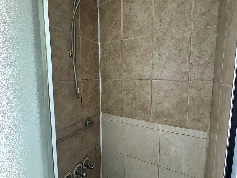 521 E Westmoreland St — Photo 12