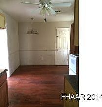 2nd image of 909 Chalk St