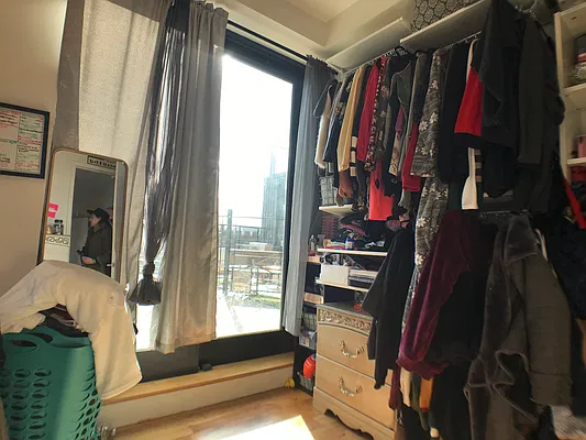 Rented by City Vista Inc | media 5