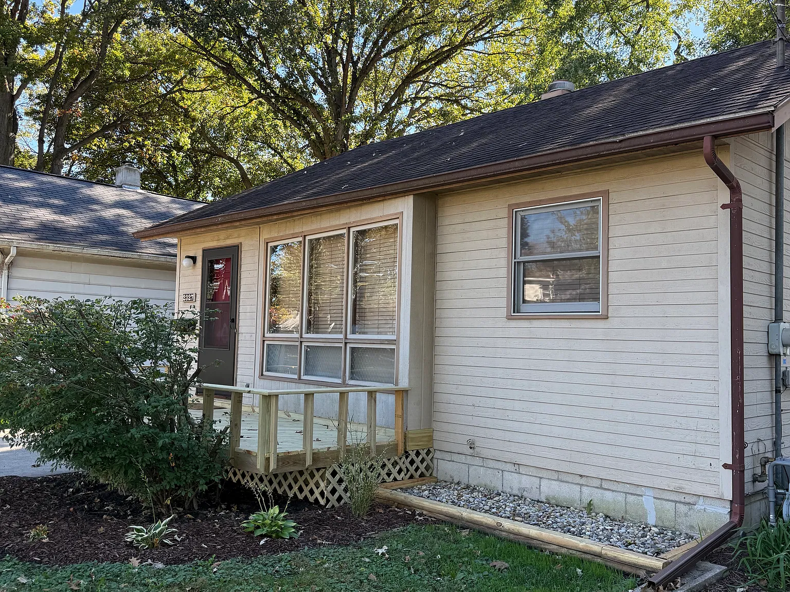 2 bed, 732 sqft, $1,050 — Photo 3