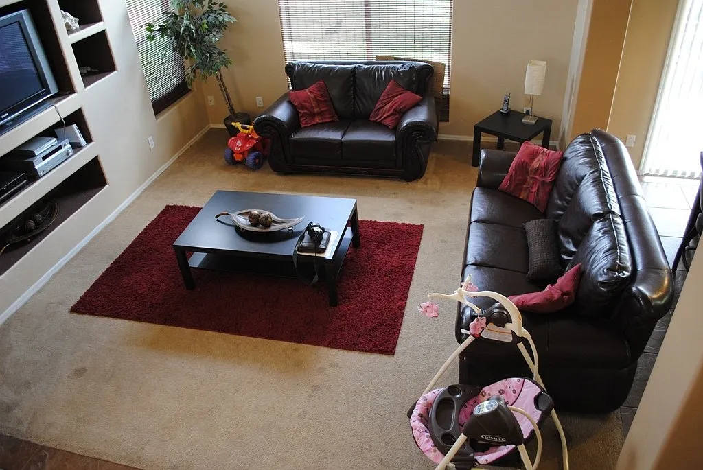 Charming 4 Bed 3 Bath Laveen Home !! — Photo 2