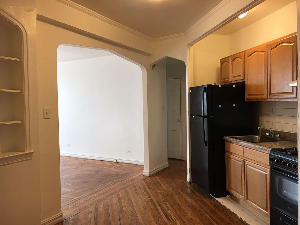 1st image of 2300 Kings Hwy #6