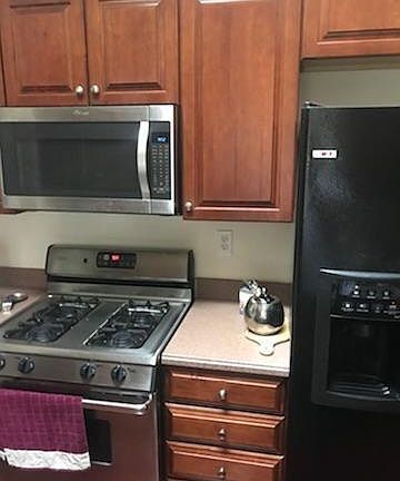 5th image of 406 Plover Ct