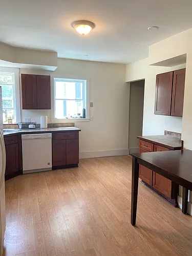 1 Franklin St Photo 1