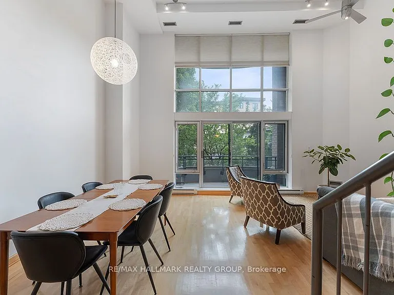 29 Main St #111 — Photo 13