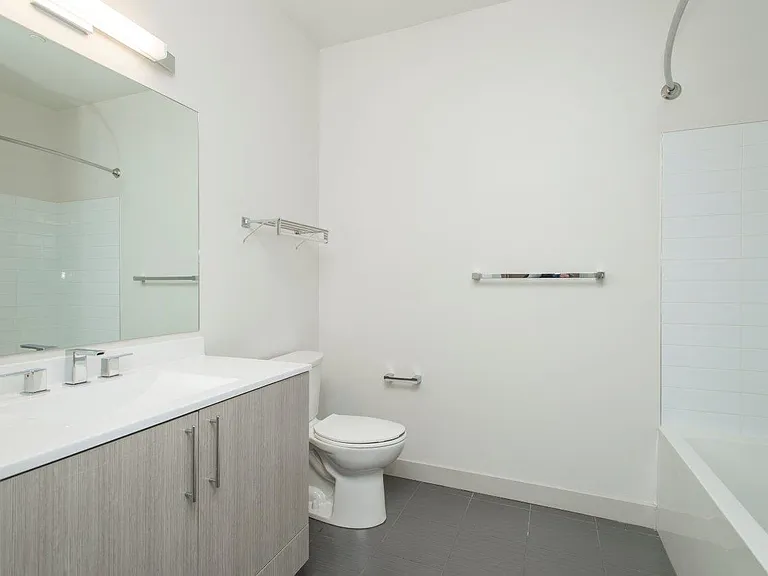 West Square Apartments — Photo 47