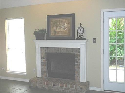 5th image of 9301 Live Oak Ave