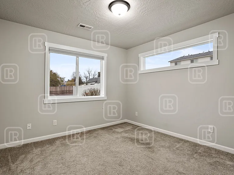 17020 E Knox Ln #1 — Photo 30