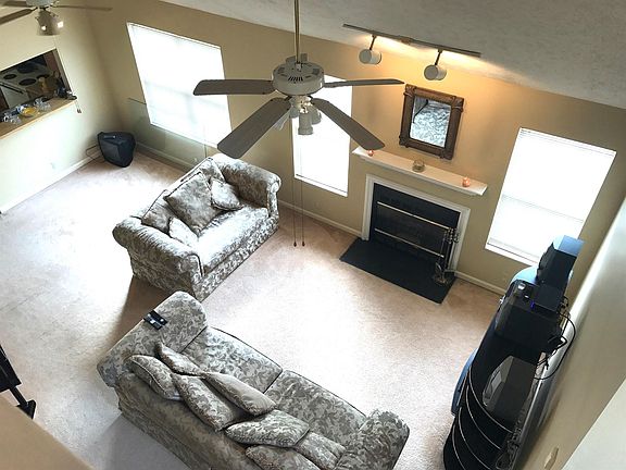 2nd image of 619 Brentmeadow Cir