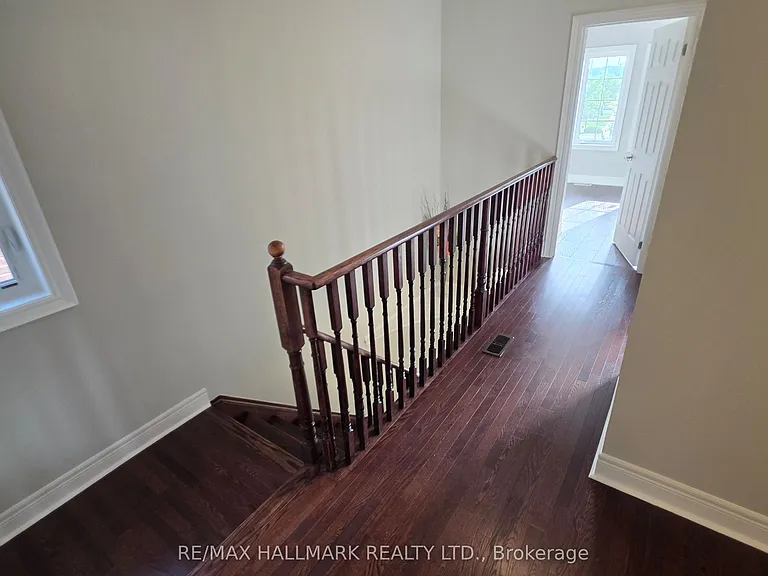 61 Collin Ct — Photo 22