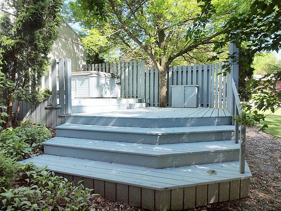 Side Deck