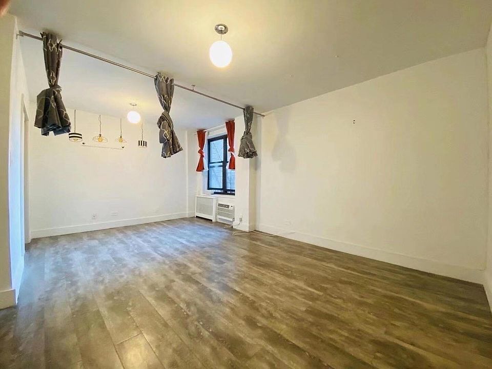 1st image of 133-17 Sanford Ave APT 2H