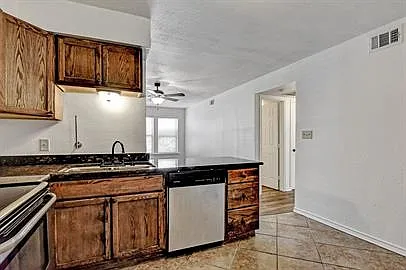 206 N Eubanks St #12 — Photo 9