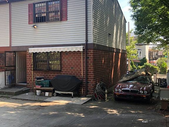 5th image of 801 Forest Ave