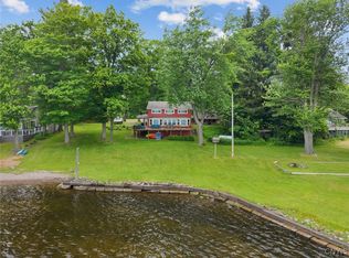 36 Ackerman Rd, Bernhards Bay, NY 13028