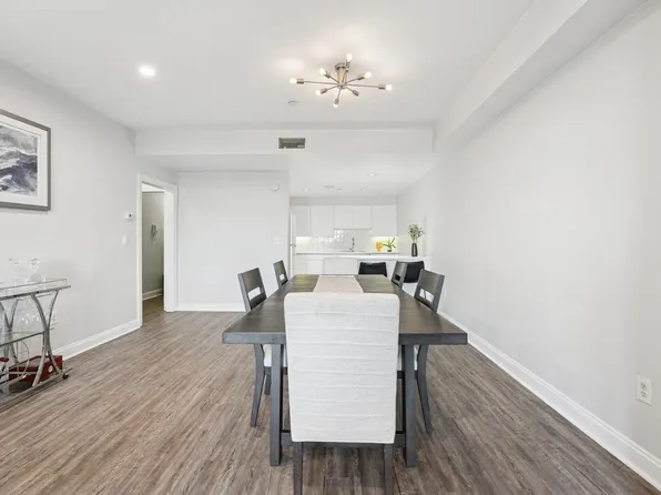 206 Shearwater Ct West image 5 of 26