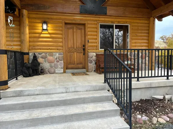 605 N Loafer Canyon Rd, Elk Ridge, UT 84651