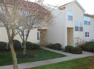 70 Kensington Dr, Piscataway, NJ 08854