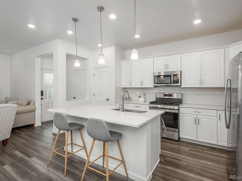 1st image of 3365 N Coolidge Way