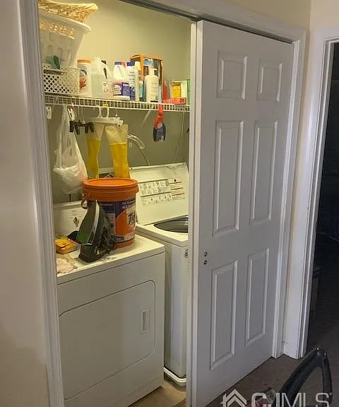 12 Ellen Ave — Photo 20