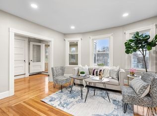 162 3rd St, Lowell, MA 01850