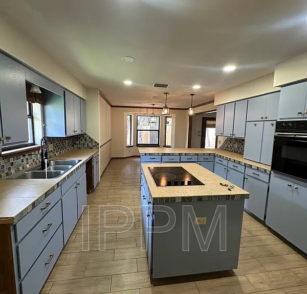 125 El Cielo Cir — Photo 10