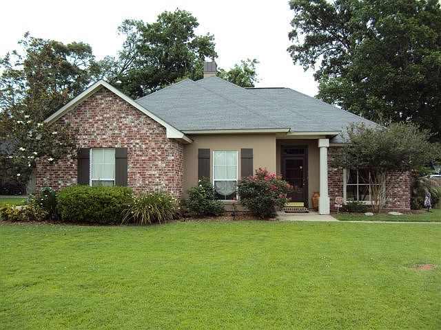 1st image of 17454 Karen Dr