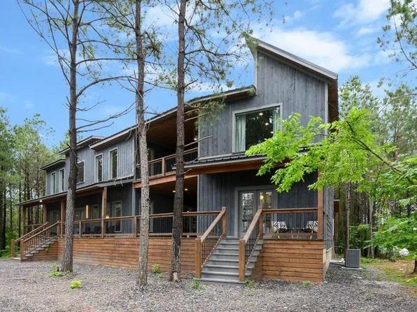 910 Timbuktu Trl, Broken Bow, OK 74728