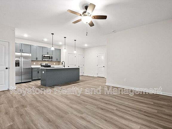 3rd image of 15 Millswood Dr #B212