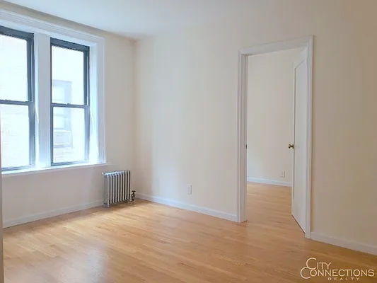 Rented by City Connections Realty | media 15