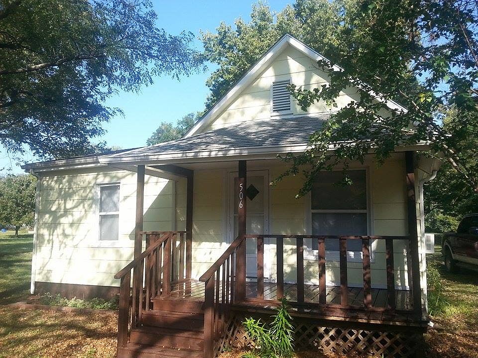 1st image of 506 N Sycamore St