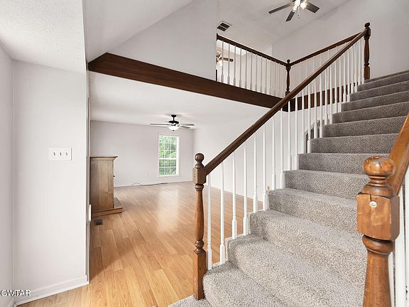 3rd image of 23 Dreamland Pl