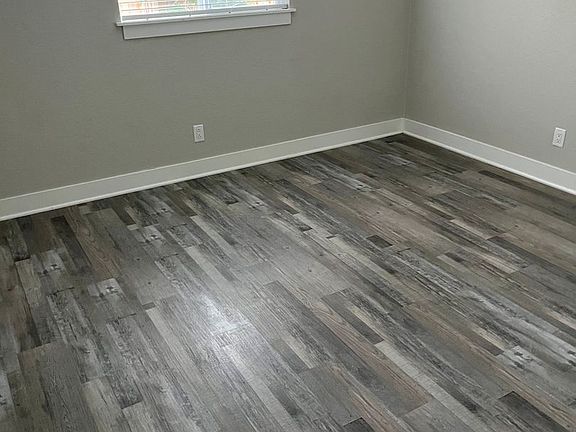 5th image of 1602 Garfield Ave APT 8
