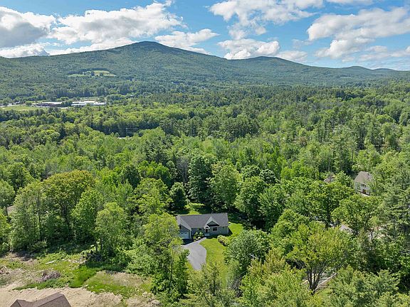 5th image of 39 Gunstock Hill Road