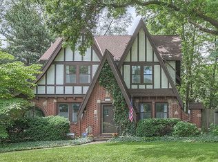 641 E Gregory Blvd, Kansas City, MO 64131