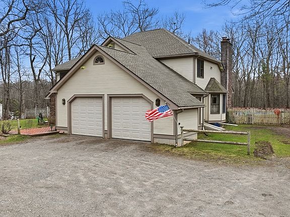 4th image of 458 Montgomery Rd