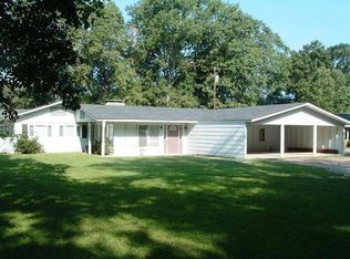 411 Lakeshore Dr, Monroe, LA 71203