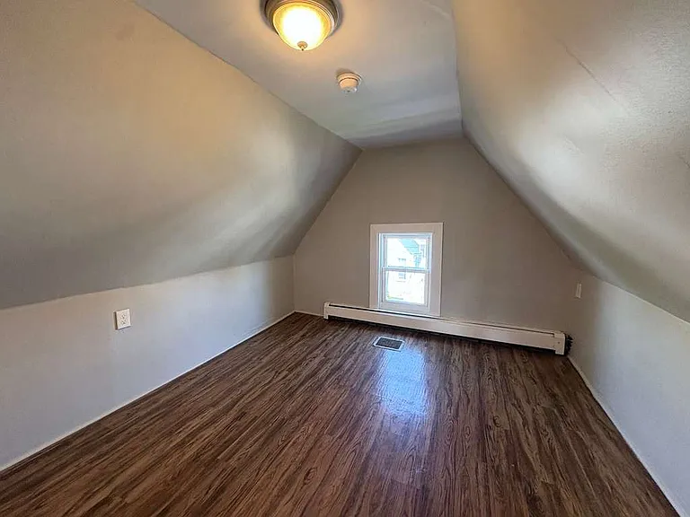 24 Shelter St #22 — Photo 5
