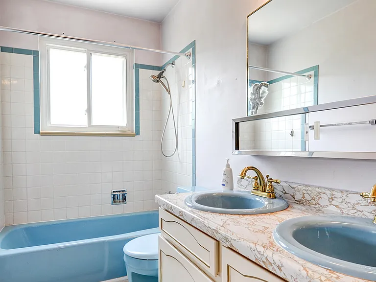 518 Clover Ln — Photo 11