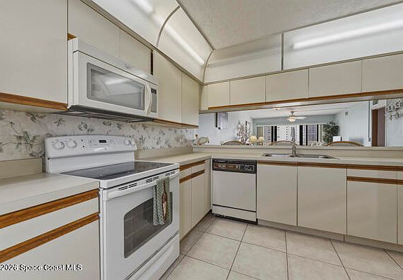 4th image of 1000 N Atlantic Ave APT 713