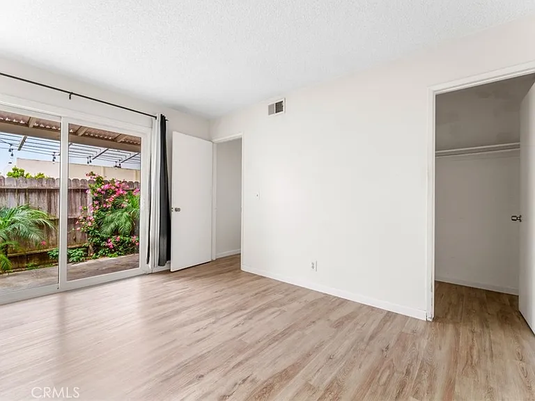 8115 Woolburn Dr — Photo 14